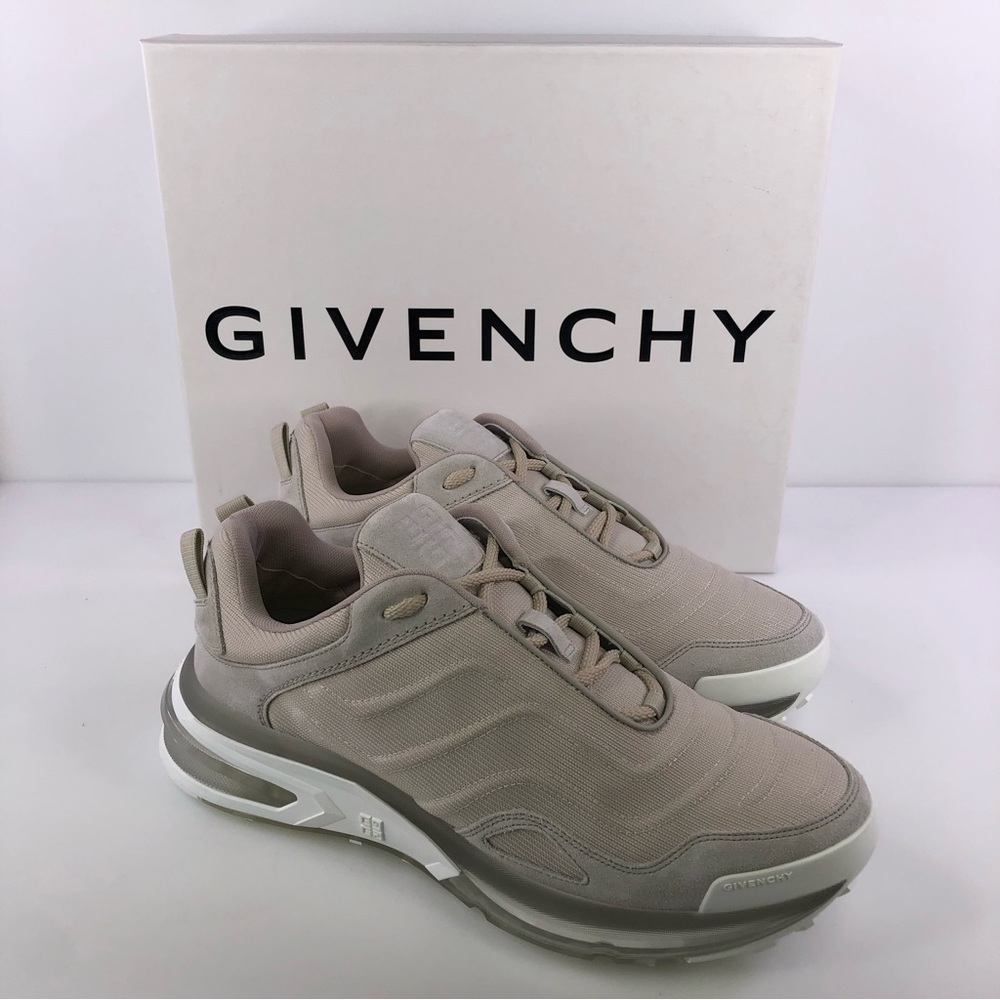 $895 Mens Givenchy "Giv 1 Lite" Runner Sneakers Cream/White Shoes